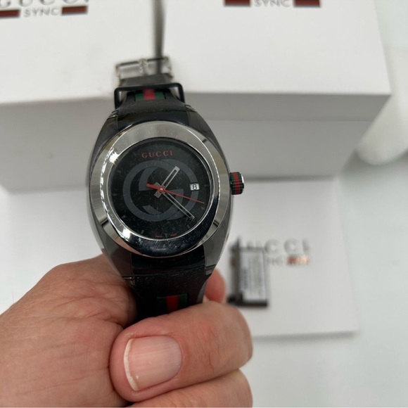 Unisex Gucci sync quartz watch made in Italy - Picture 7 of 10